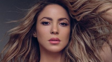 "Qué jovencita se ve": Shakira aparece sin maquillaje para enseñar sus secretos de belleza