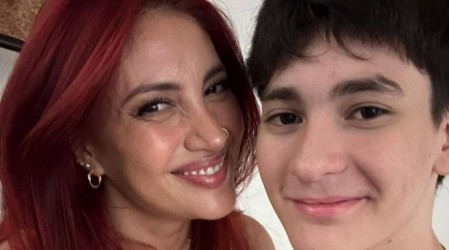"Somos dos leones": Karen Paola y su hijo Guillermo de 17 años comparten el mismo tatuaje