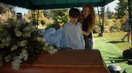 Gabriel lloró sobre su ataúd: Tomás fue despedido en un emotivo funeral en Generación 98