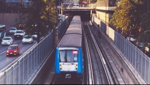 ¿Vas al concierto de Los Bunkers? Conoce el horario extendido del Metro de Santiago