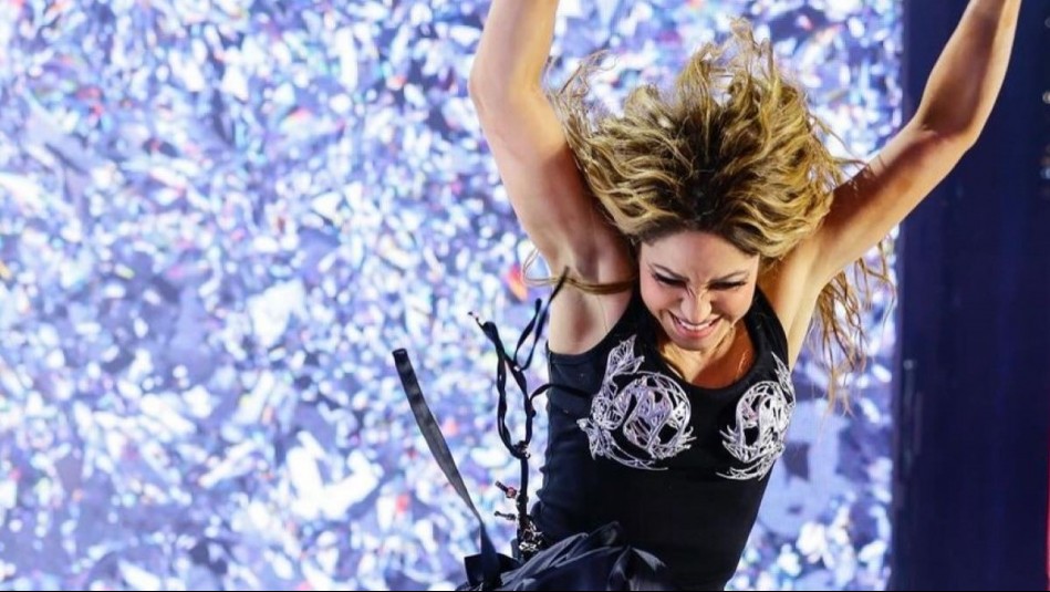 Shakira rescata su estilo rockero con un dark outfit: 'Pareces de 27'