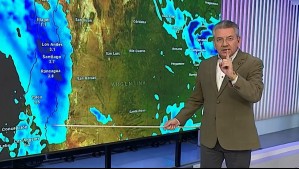 'A sacar gorro, botas y paraguas': Jaime Leyton pronostica lluvia y nieve para este martes en Santiago