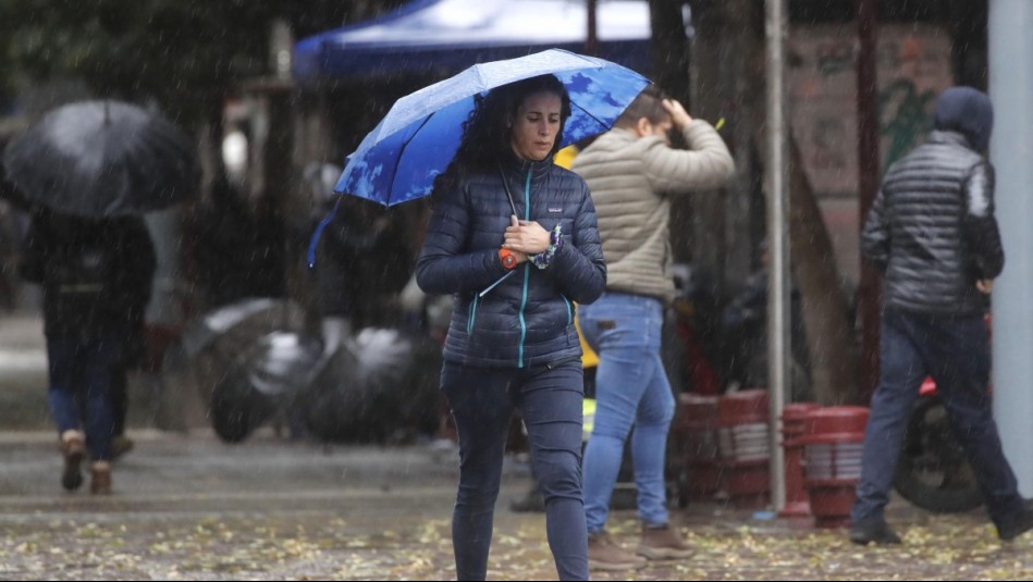 ¿Lloverá el Día de la Madre en Santiago?: Este es el pronóstico para este fin de semana