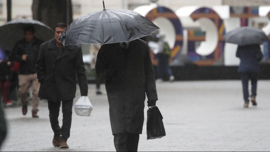 Tiempo en Santiago: ¿A qué hora se intensificarán las lluvias en la capital?