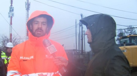 Alcalde Vodanovic y preocupación en Maipú: "Lo más probable es que se desborde el canal Santa Marta"