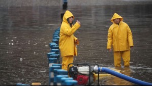 "Estamos en la mitad del temporal": Jaime Leyton advierte de 12 a 15 horas más de lluvias en la zona central