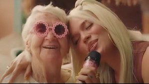 Inesita es la tiktoker de 90 años que participa en el nuevo video de Karol G: Así fue su conmovedor encuentro