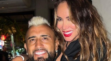 "Son casi iguales": Con un look total black, confunden a novia de Arturo Vidal con Marité Matus