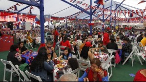 Guía de fondas de Fiestas Patrias 2024: Conoce precios de las entradas, cómo comprarlas y artistas confirmados