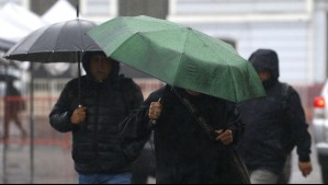 Sistema frontal en la Región Metropolitana: ¿A qué hora será más intensa la lluvia en la capital?