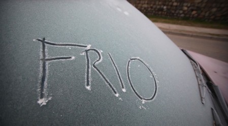 Se termina la lluvia y vuelven las bajas temperaturas: Adelantan ingreso de frío polar a Santiago