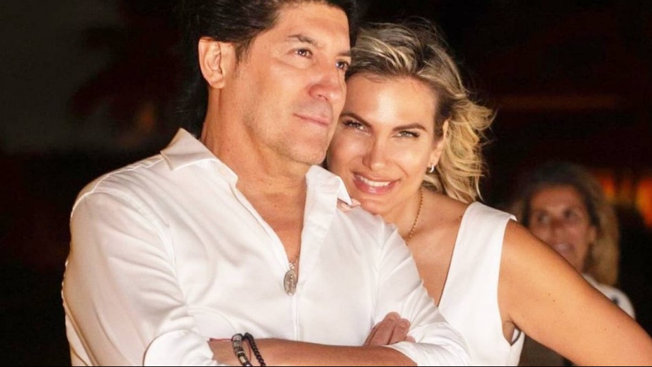 'Con mi amor eterno': Iván Zamorano y María Alberó disfrutan de un tiempo de relajo en las playas españolas