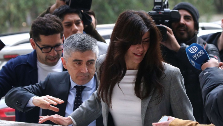 Estuvo por cerca de dos horas: Lo que se sabe de la declaración de Tonka Tomicic en Fiscalía por Caso Audios