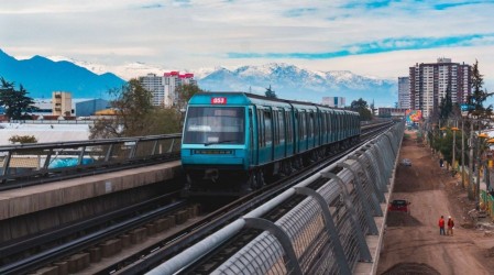 Un nuevo día feriado: ¿Cuál es el horario del Metro de Santiago para este viernes 20 de septiembre?