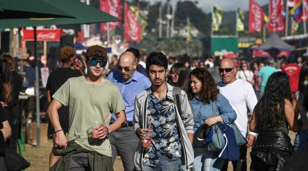 Días festivos de Fiestas Patrias: ¿Qué comercios pueden abrir durante los feriados irrenunciables?