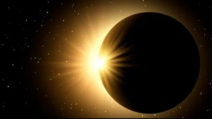 ¿En qué zonas de Chile se puede ver y a qué hora? Todo lo que debes saber del eclipse solar de este miércoles