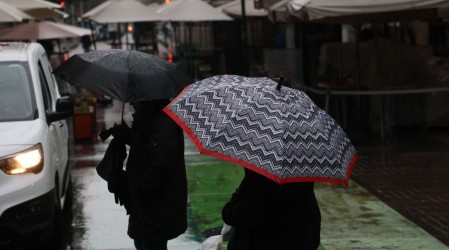 Lluvia en Santiago: ¿Cuándo y a qué hora serán las precipitaciones más intensas en la capital?