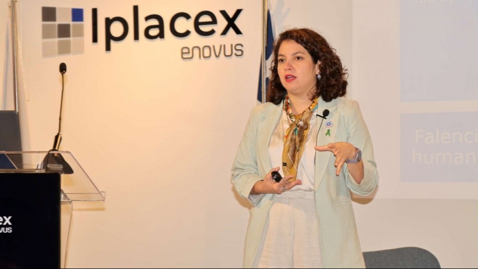 Iplacex fue sede de seminario que abordó realidad de las personas con pérdida de autonomía