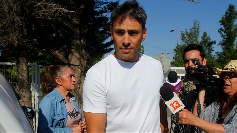 Hermano de Jorge Valdivia al ingresar a la cárcel de Rancagua para visitarlo: 'Lo del apoyo, agradecer'