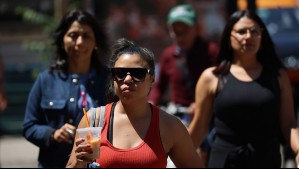 ¡A prepararse en Santiago!: Alejandro Sepúlveda da a conocer qué día de la semana se superarán los 33 grados