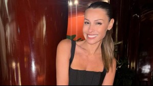 'Una diosa en la Tierra': Pampita derrocha glamour con maxivestido de estampado floral y cola XL