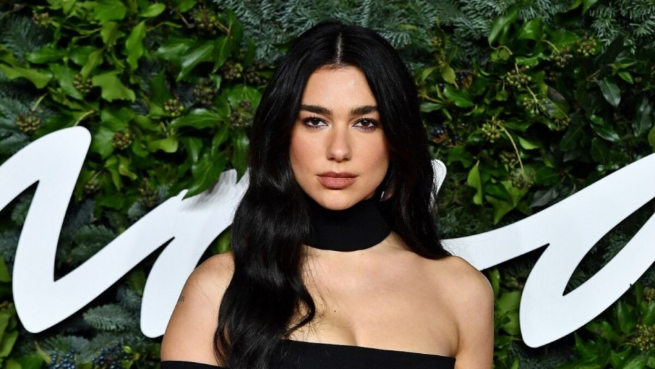 Dua Lipa da a conocer sus libros favoritos: Obra de autora chilena se encuentra entre sus recomendaciones