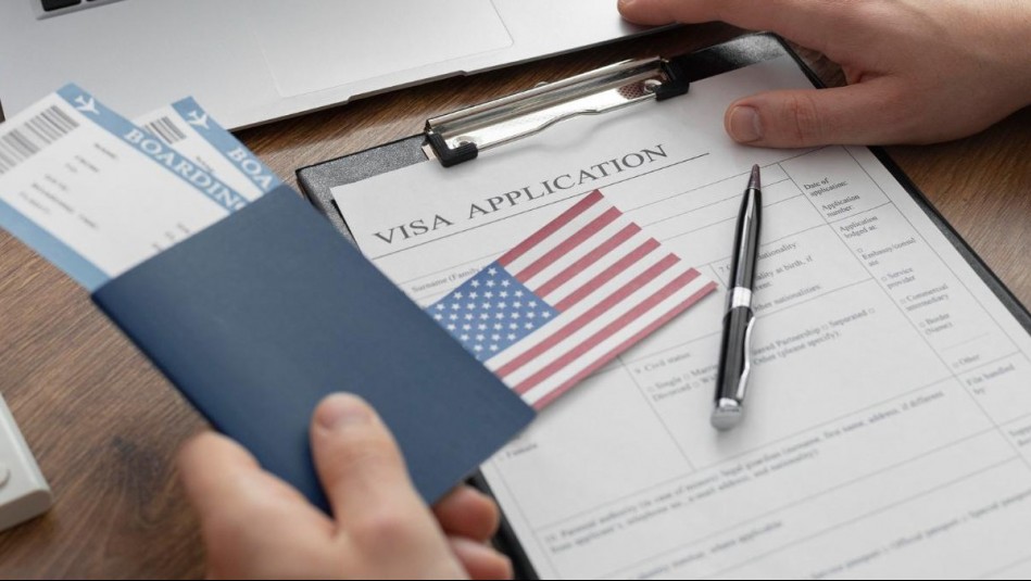 Viajar a Estados Unidos con pasaporte chileno: Revisa si debes pedir una visa o tramitar la Waiver