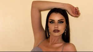 El vestido que marcó un antes y un después: Conoce tres outfits brillantes de Emilia Dides