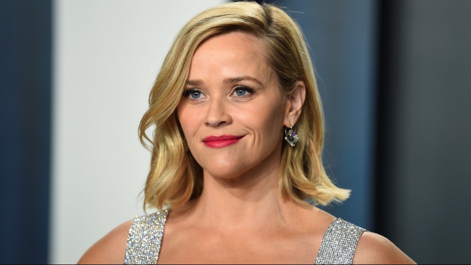 'Sencillez y belleza única': Reese Whiterspoon está en Chile visitando la Patagonia