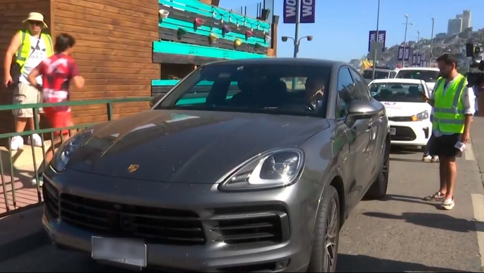 Vehículo de alta gama es retirado de circulación en Reñaca: Tenía la revisión técnica vencida