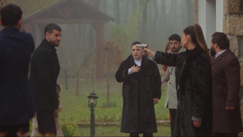 Vida de Mentiras - Capítulo 81 - Parte 1: Feraye aprieta el gatillo contra los Ayaz