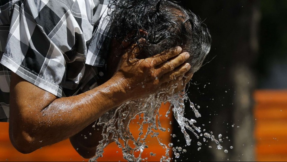 Ola de calor en Santiago: ¿A qué hora se registraría la temperatura máxima de 35 °C este martes?