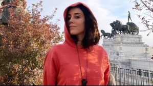 Inspírate este verano con los comfy sets que lució Cansu Dere para conocer Chile