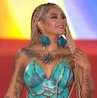 La cantante urbana Flor de Rap cautivó a todos en la Gala del Festival de Viña 2025 con un impresionante vestido calipso, que destacó no solo por su color, sino también por la historia detrás de su creación.