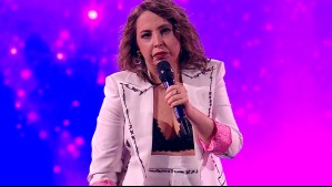 El chiste de Chiqui Aguayo de las diferencias entre hombres y mujeres al beber alcohol que sacó risas en Viña