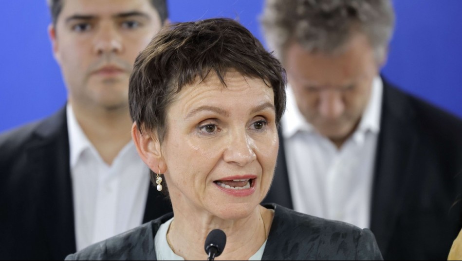 Tohá descarta ataque por masivo corte de luz e indica que en 'próximas horas' debería reponerse el servicio