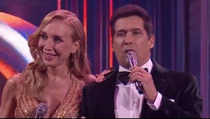 Rafael Araneda encantó con traje a tonos verde oscuro en la noche de este miércoles de Viña 2025