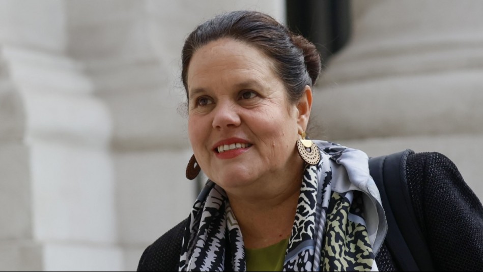 Maya Fernández renuncia como ministra de Defensa: Presidente Boric ya confirmó a su sucesora