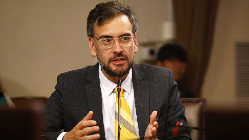 Tomás de Rementería acusa que hubo 'errores graves' en allanamiento mientras Karol Cariola daba a luz