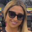 En una foto Nicole Moreno expresa el profundo amor que siente por su padre, ya que ambos aparecen sonrientes y le dedica un emotivo mensaje.
