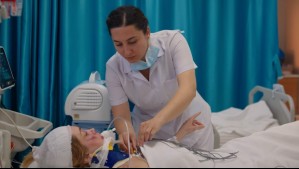 Vida de Mentiras - Capítulo 122 - Parte 2: Una intrusa en el hospital