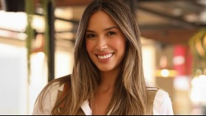 Jardinera de mezclilla y abrigo de peluche: El look casual de Vanesa Borghi para una tarde de otoño