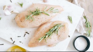 ¿Se puede comer pollo y otras carnes blancas en Semana Santa?