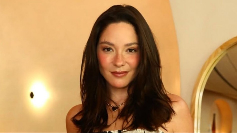 Cuadros tartán: Un clásico de otoño-invierno que Kel Calderón rescata en un suéter con minifalda de cuero