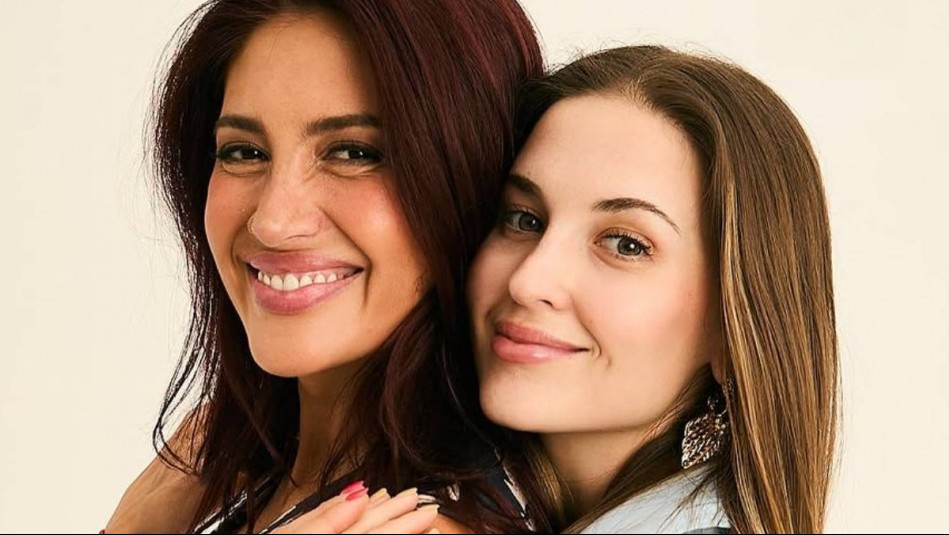 Código de vestimenta azul: Los outfits de Karen Paola y Belén Soto en Hamburgo