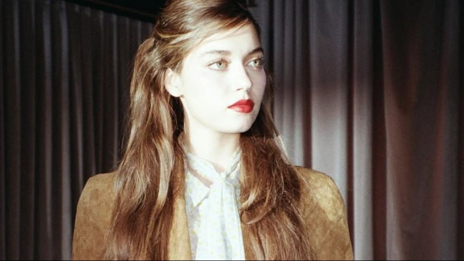 Con jet lag y sin maquillaje: Afra Saracoglu vuelve a sorprender con su belleza natural