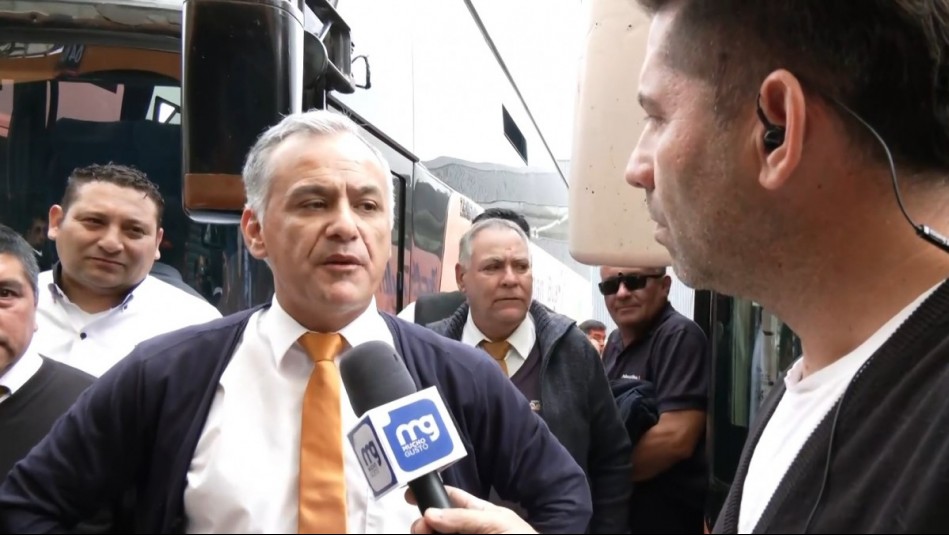 'Les dijeron que serían despedidos': Chofer de Pullman Bus acusa amenazas de empresa para deponer protesta