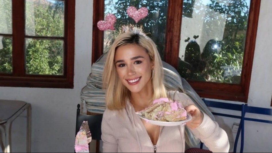 Acompañada por Nico Solabarrieta y con una torta en forma de corazón: Así celebró su cumpleaños La Guarén