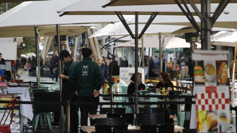 ¿Qué comercios pueden abrir durante el feriado del 1 de mayo?