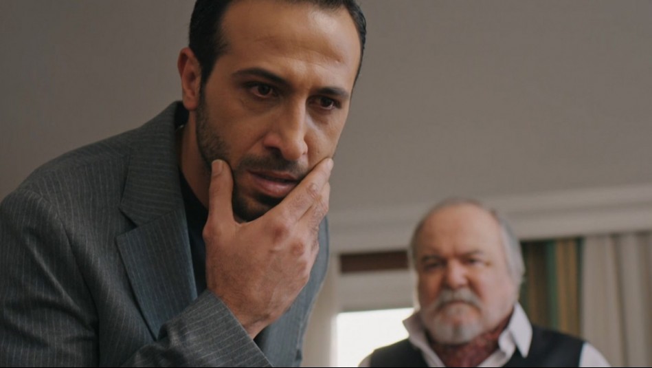 abidin-y-halis Seyrán y Ferit - Temporada 3 | Capítulo 25 (Parte 2): Suna toma las riendas por su marido